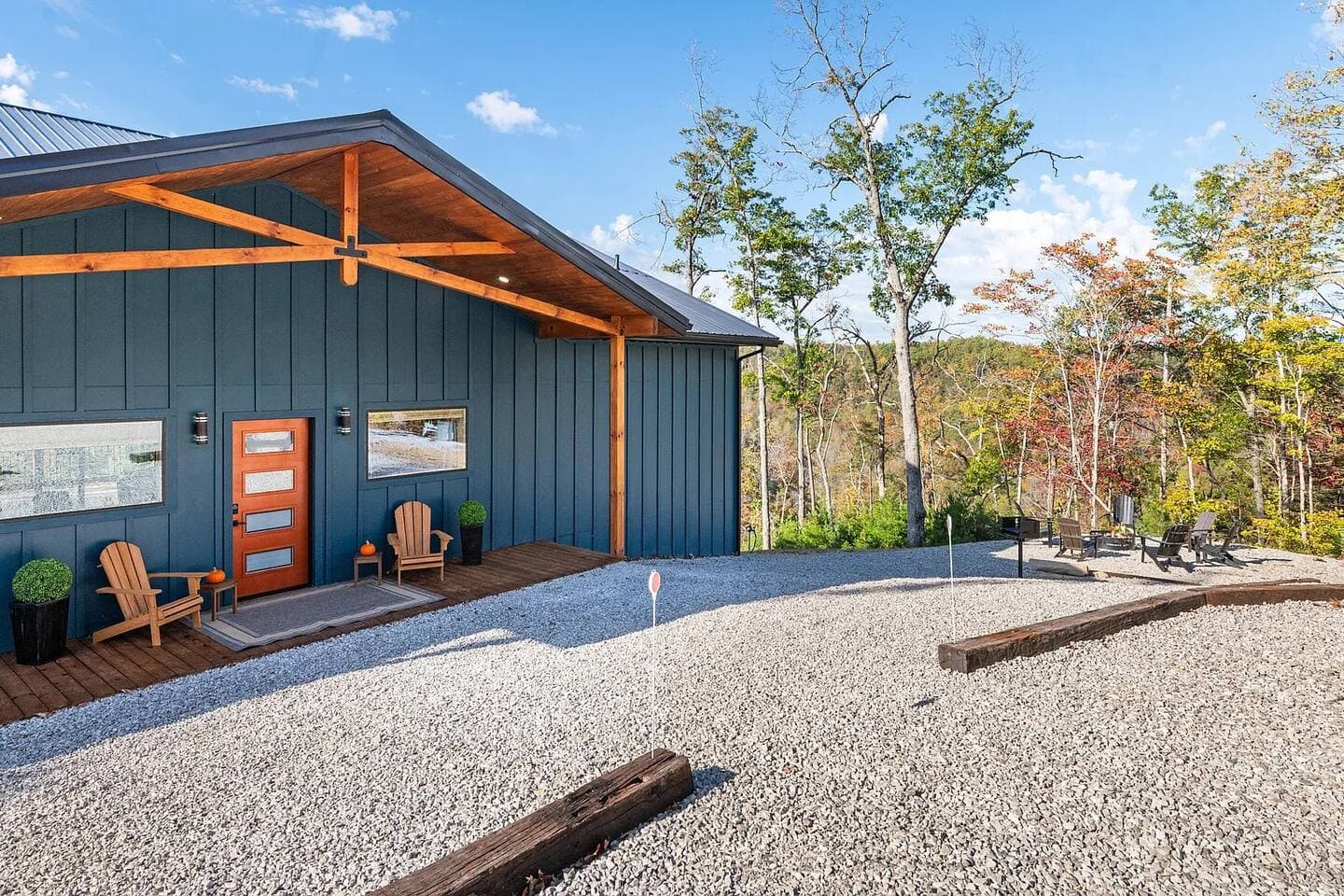 Skybox Cabin | Panoramic Gorge Views + Hot Tub — photo 77 of 100