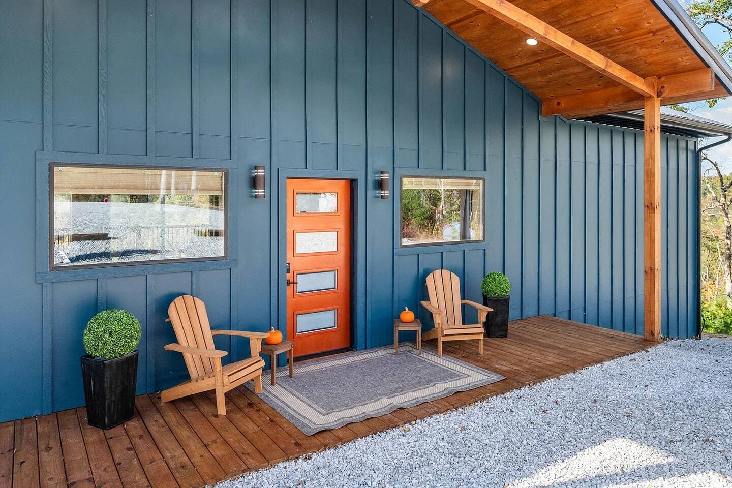 Skybox Cabin | Panoramic Gorge Views + Hot Tub — photo 85 of 100