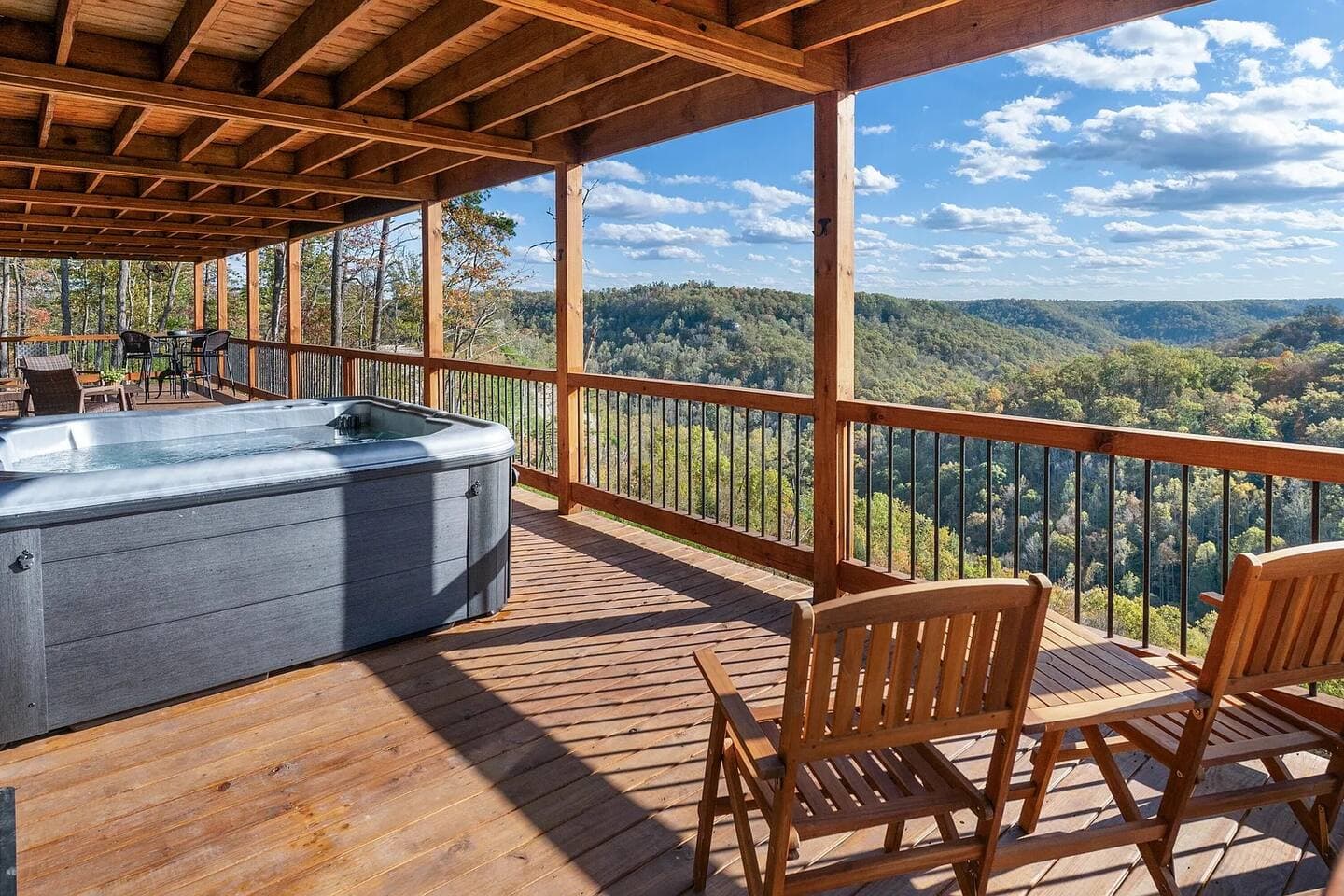 Skybox Cabin | Panoramic Gorge Views + Hot Tub — photo 76 of 100